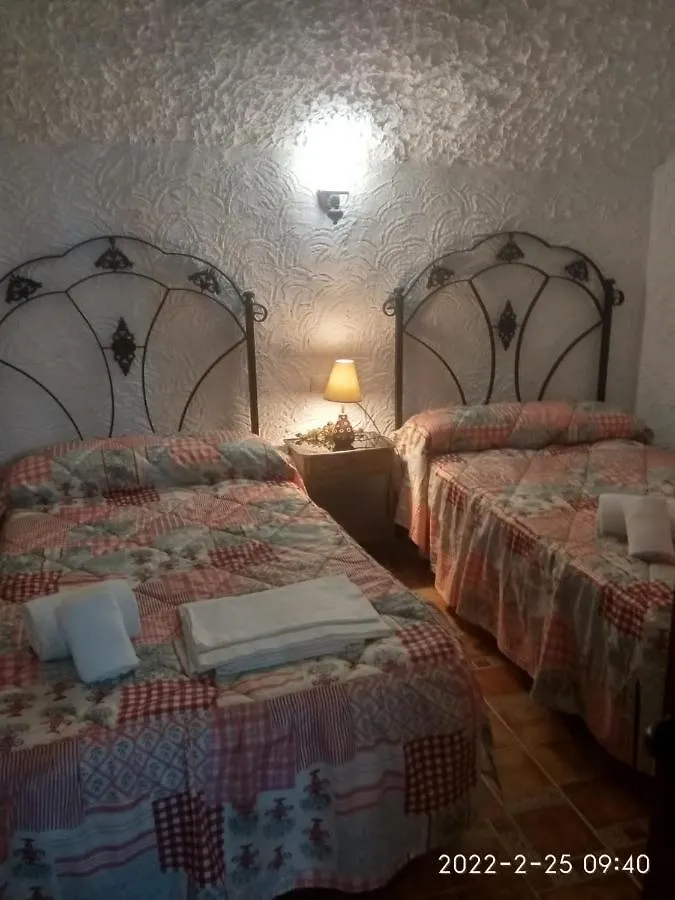 Casa Cueva Vanesa Hinojares 0*,