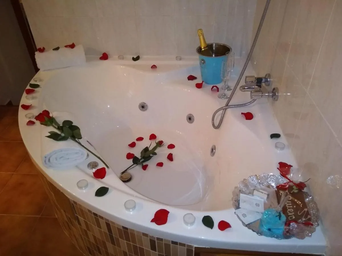 Casa Cueva Vanesa Hinojares Holiday home